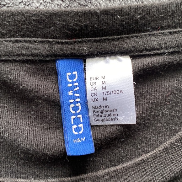 H&M men’s graphic tee - Picture 6 of 7